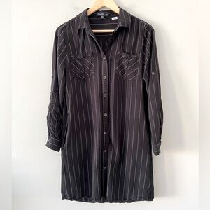 Velvet Heart Black And White Striped Long Sleeve Button Front Pocket Shirt Dress